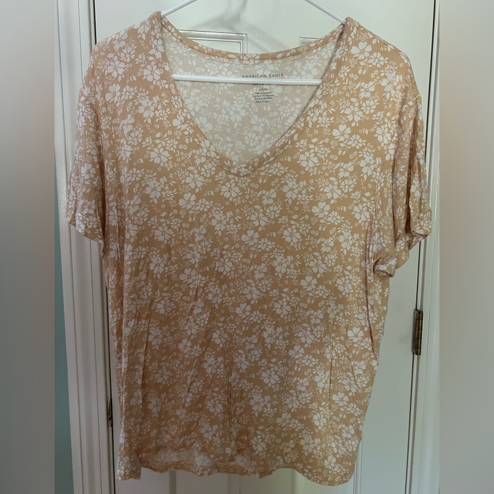 American Eagle Soft & Sexy Small V-Neck Top